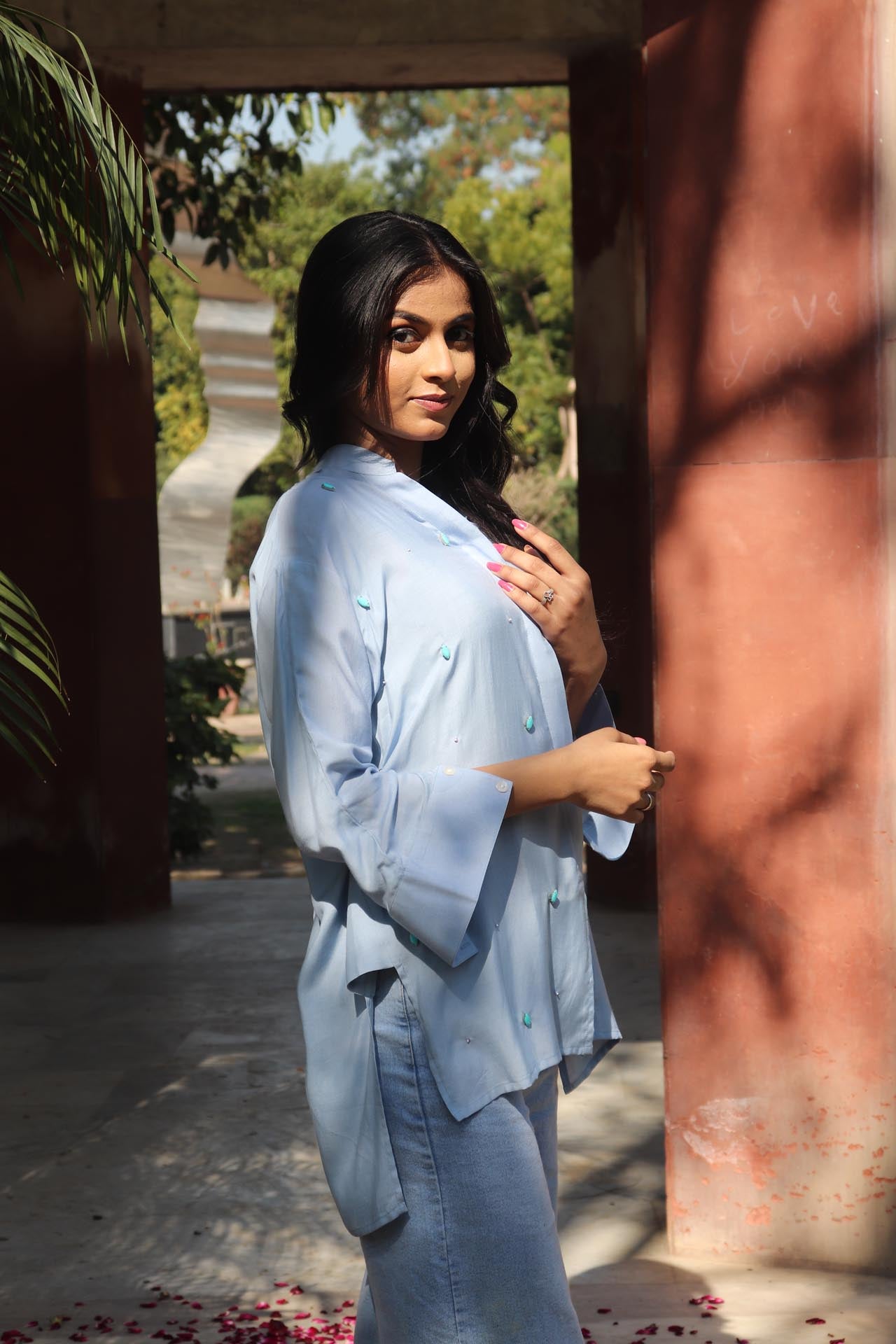 BLUE SOLID EMBROIDERED OVERSIZE SHIRT